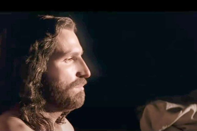 La Pasión de Cristo» volverá a los cines con un adelanto exclusivo de «La Resurrección de Cristo